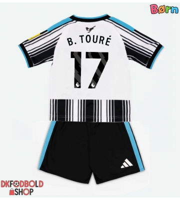 Newcastle United Bazoumana Toure #17 Hjemmebanesæt Børn 2026-27 Kort ærmer (+ korte bukser)